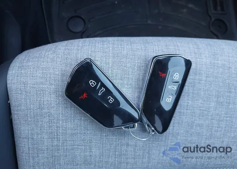 2023 Volkswagen Id.4 Awd Pro from USA, damaged, VIN 1V2DNPE82PC015584